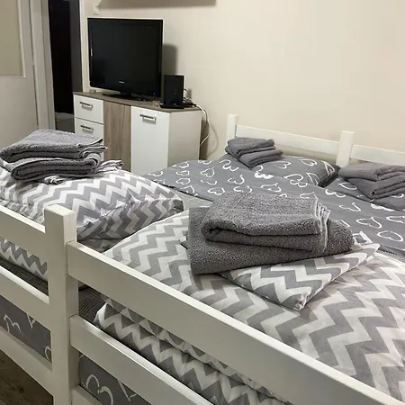 Apartmán Lea Paraćin